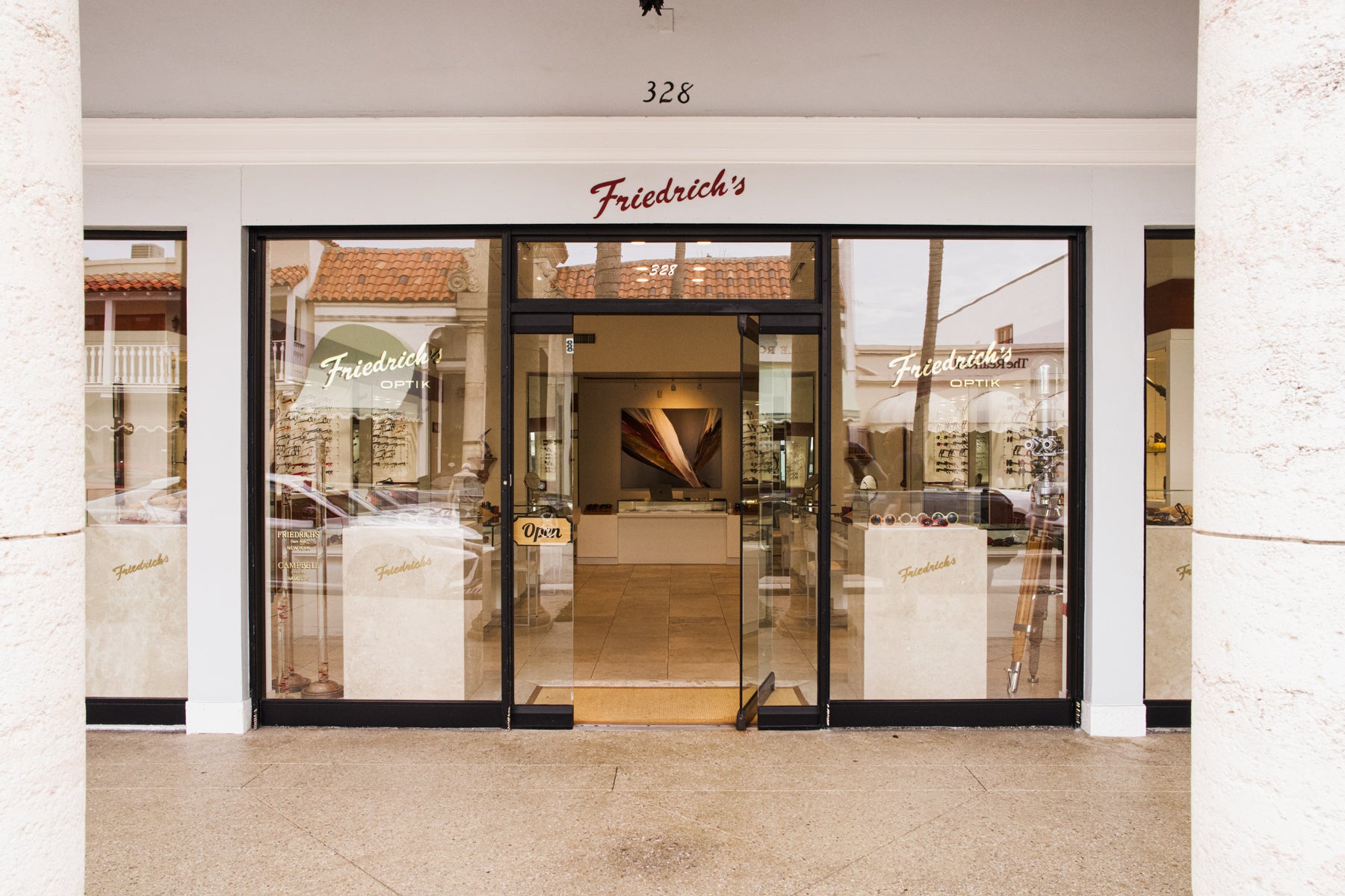 Friedrichs Optik Palm beach located on the Worth Avenue is a luxury eyewear boutique.