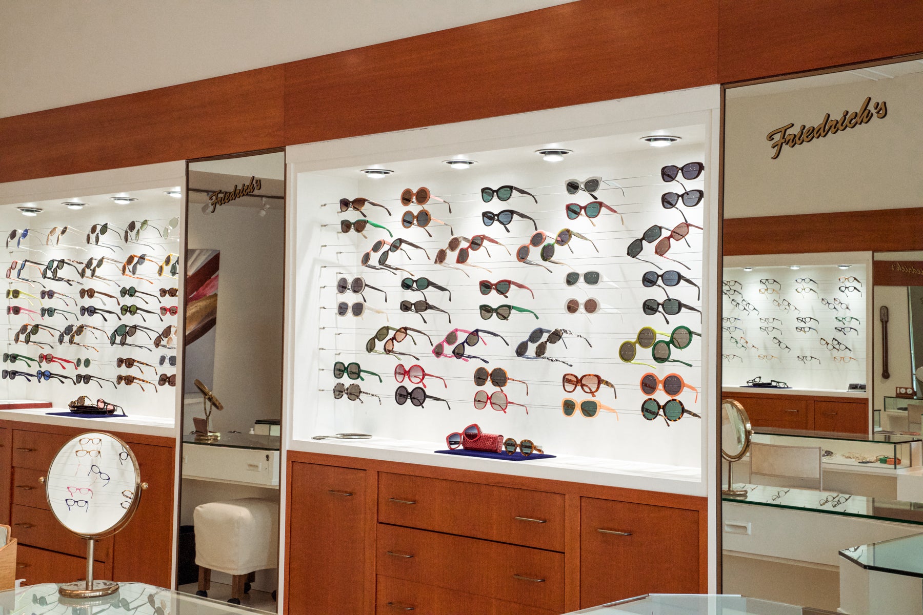 worth-avenue-palm-beach-eyewear-store